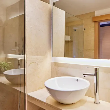 Hotel apartamentowy Zafiro Tropic 4*