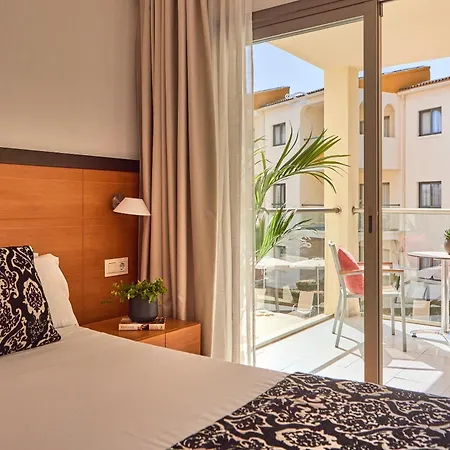 Zafiro Tropic Hotel apartamentowy Port de Alcudia (Mallorca)