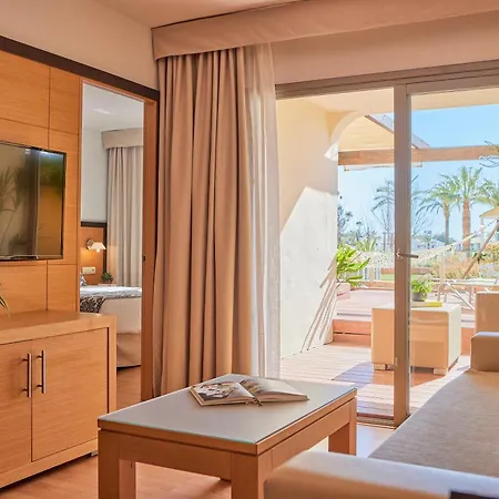 Hotel apartamentowy Zafiro Tropic 4*