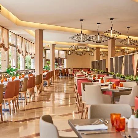 Zafiro Tropic Hotel apartamentowy Port de Alcudia (Mallorca)